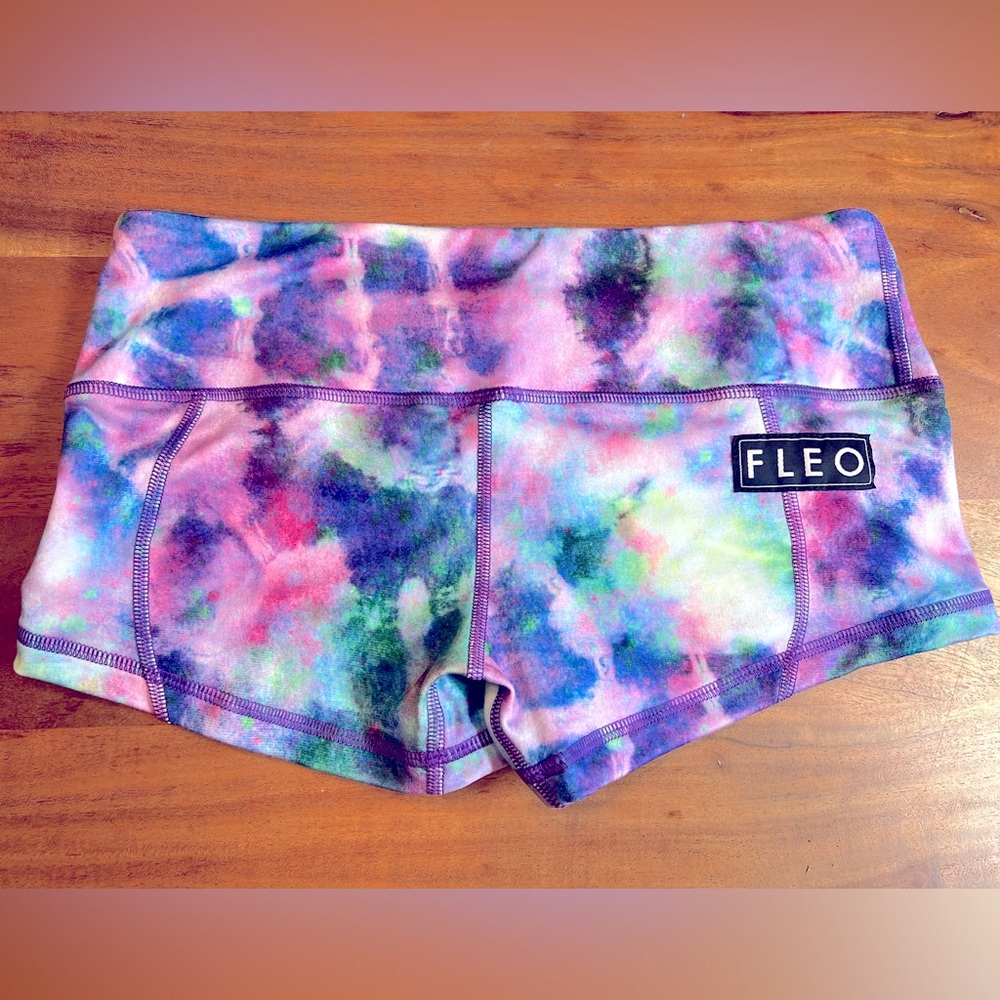 EUC Fleo shorts, Shimmy Shimmy low rise contour, size small